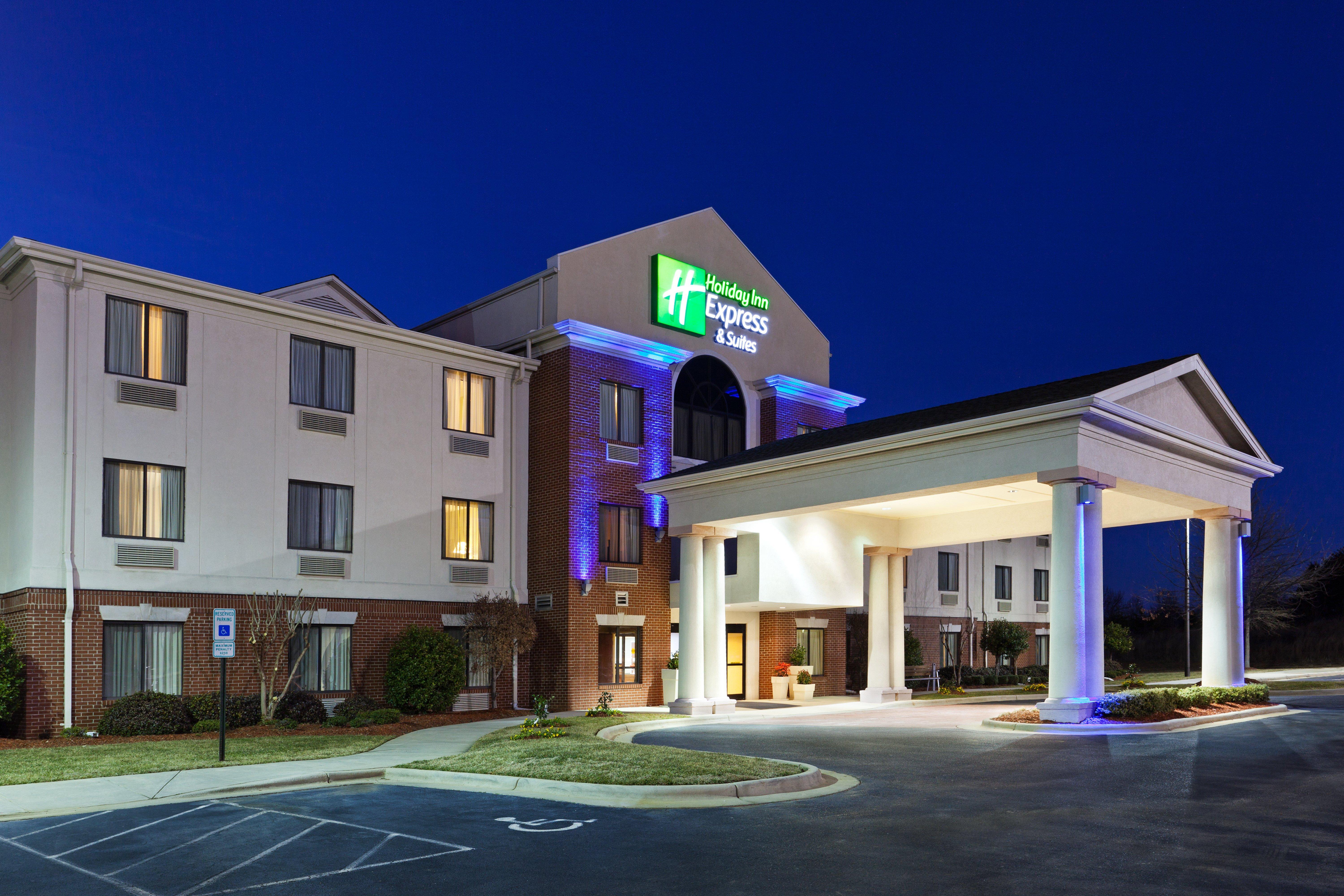 Holiday Inn Express & Suites Reidsville, An Ihg Hotel Exterior photo