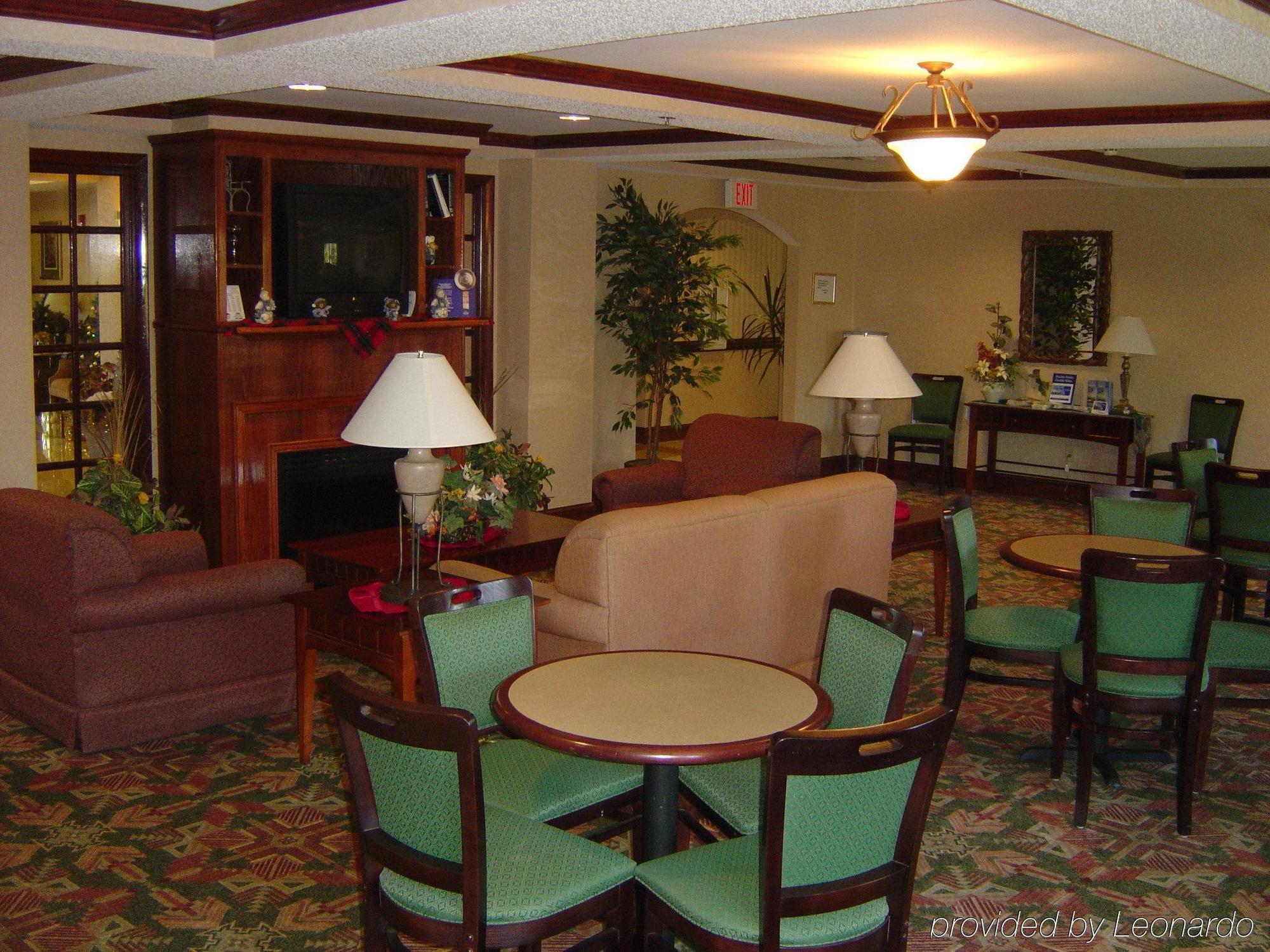 Holiday Inn Express & Suites Reidsville, An Ihg Hotel Exterior photo